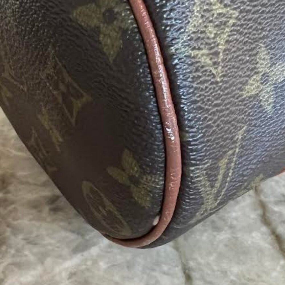 Louis Vuitton Papillon 30 Monogram Canvas Bag – Brown - Picture 6 of 12